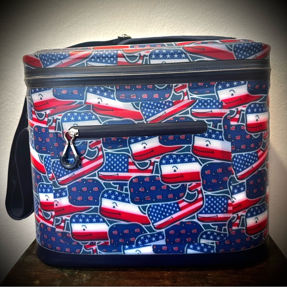 Vineyard Vines Flag Red White and Blue Cooler Lunch Bag NEW
